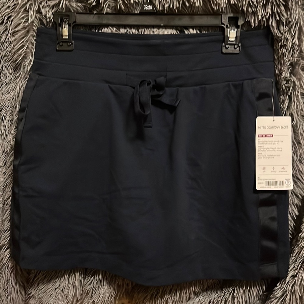 Athleta Metro Downtown Skort Navy in S NWT